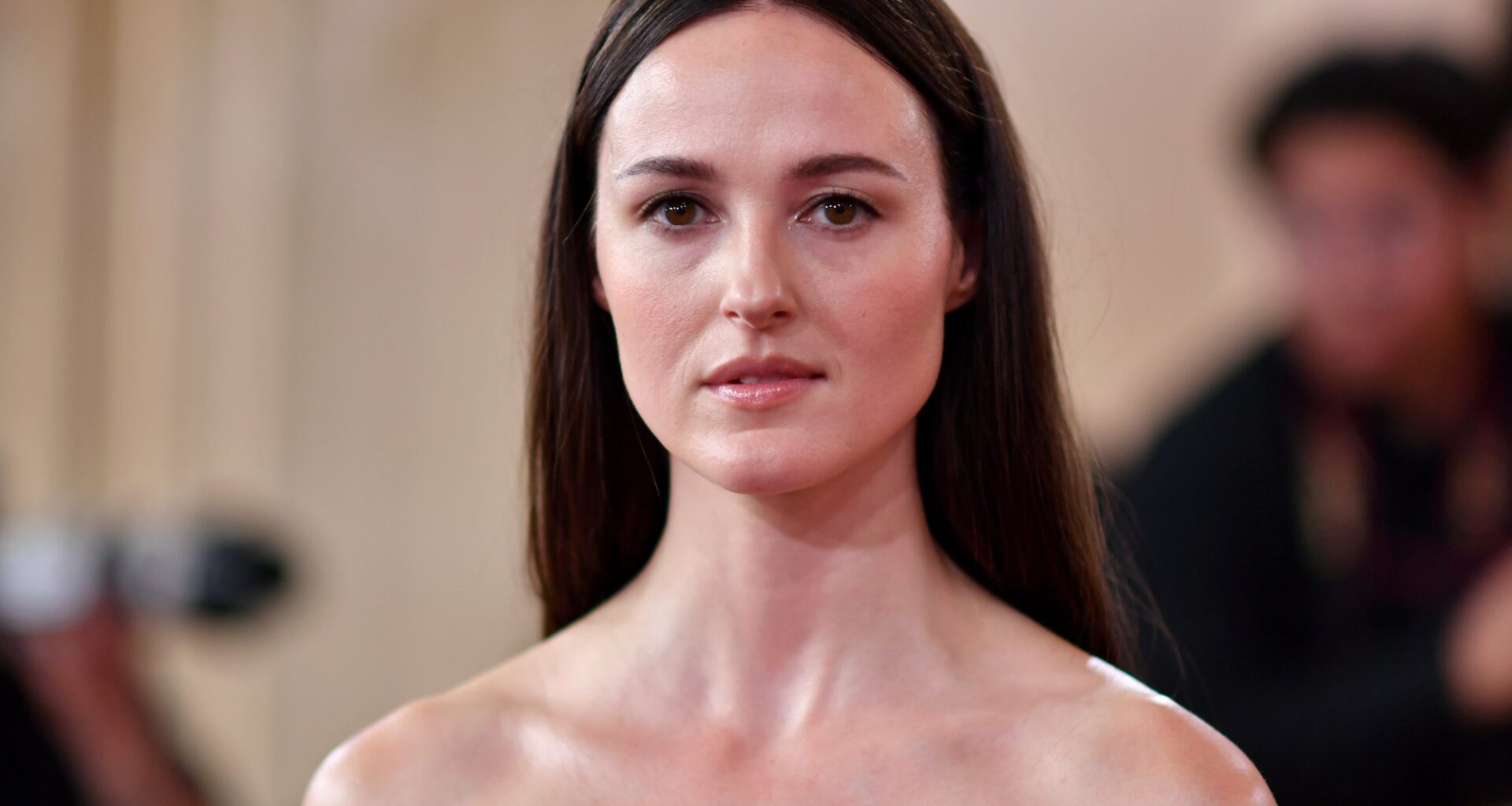 Renate Reinsve, Tv | Vekket oppsikt på rød løper