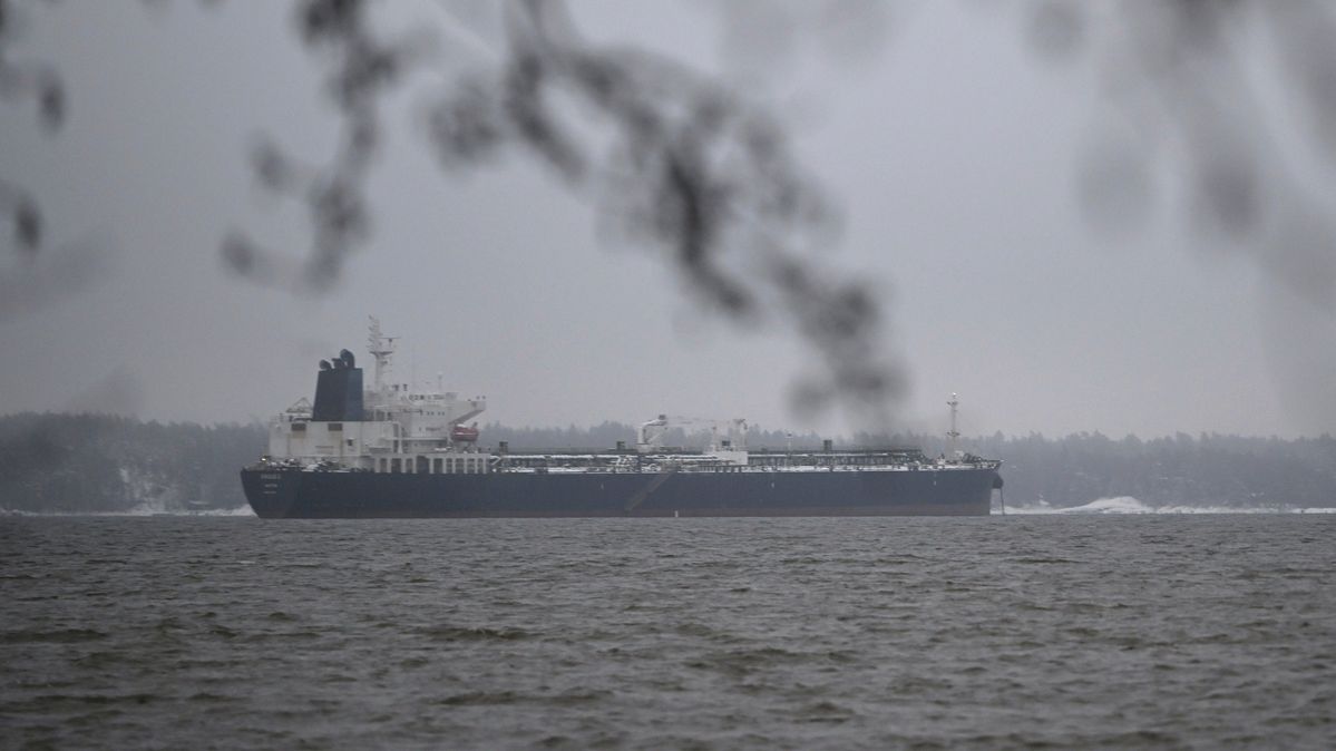 Flere kabelbrudd i Østersjøen – 14 sjøfolk tatt av politiet