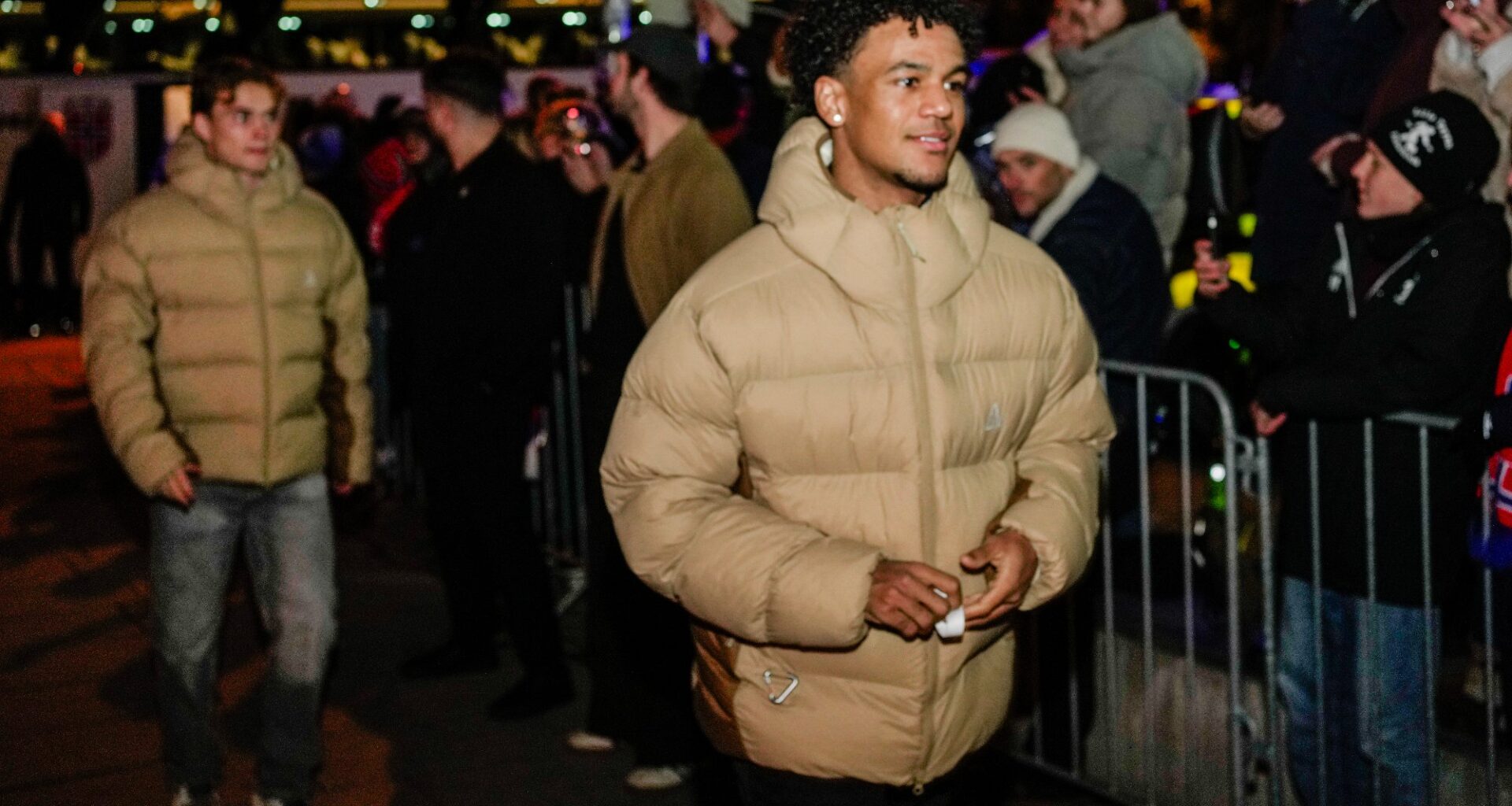 Oscar Bobb, Fotball | Guardiola med nedslående oppdatering på Bobb: – Han har ikke trent med oss