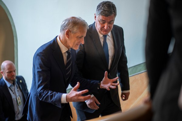 Oslo 20250430. 
Statsminister Jonas Gahr Støre møter Kroatias president Zoran Milanović til samtale i regjeringen sitt representasjonsanlegg i Parkveien 45.
Foto: Heiko Junge / NTB