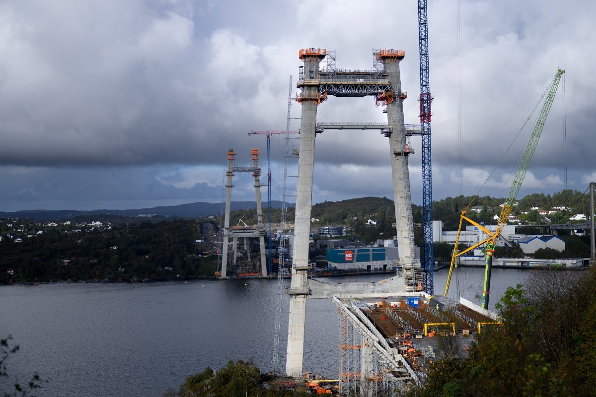 Statens vegvesen, Sotrasambandet | Åpningen av Sotrasambandet blir forsinket