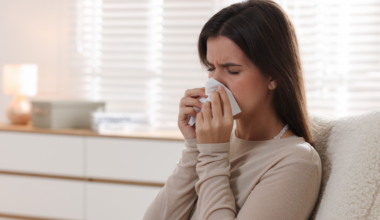 FHI advarer: Mange blir syke nå – dette bør du være forsiktig med