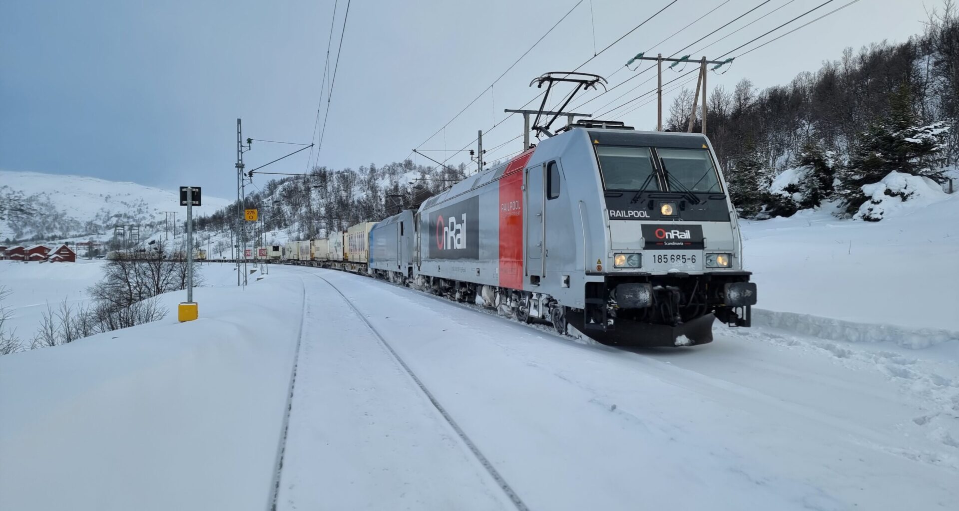 – Togene er stappfulle! | iLaks