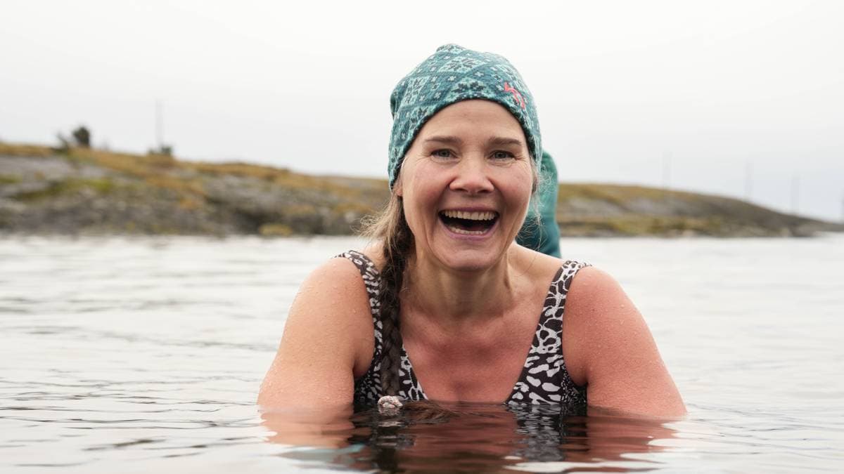 Jenny Midbjer fra Haugesund helårsbader i Kvalsvik.