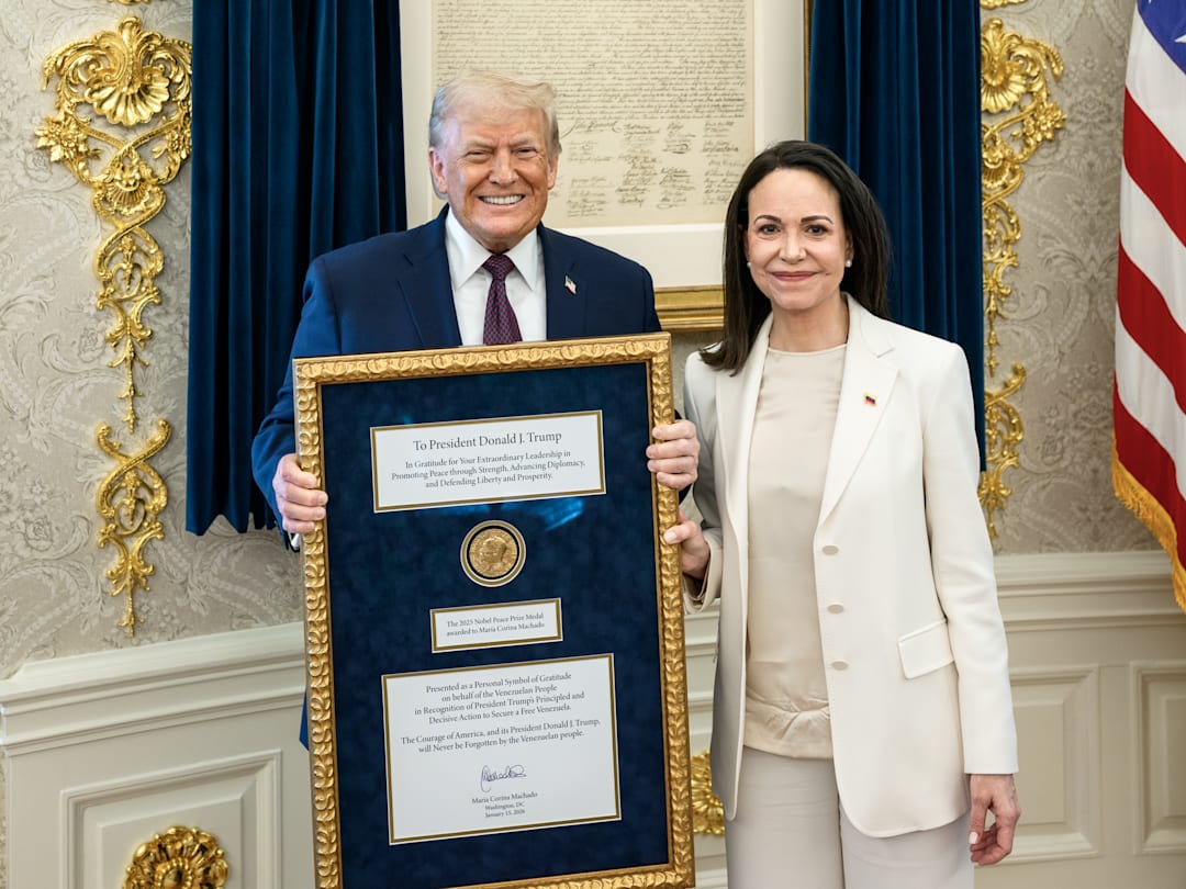 Trump fikk Nobels fredsprismedalje fra Maria Corina Machado