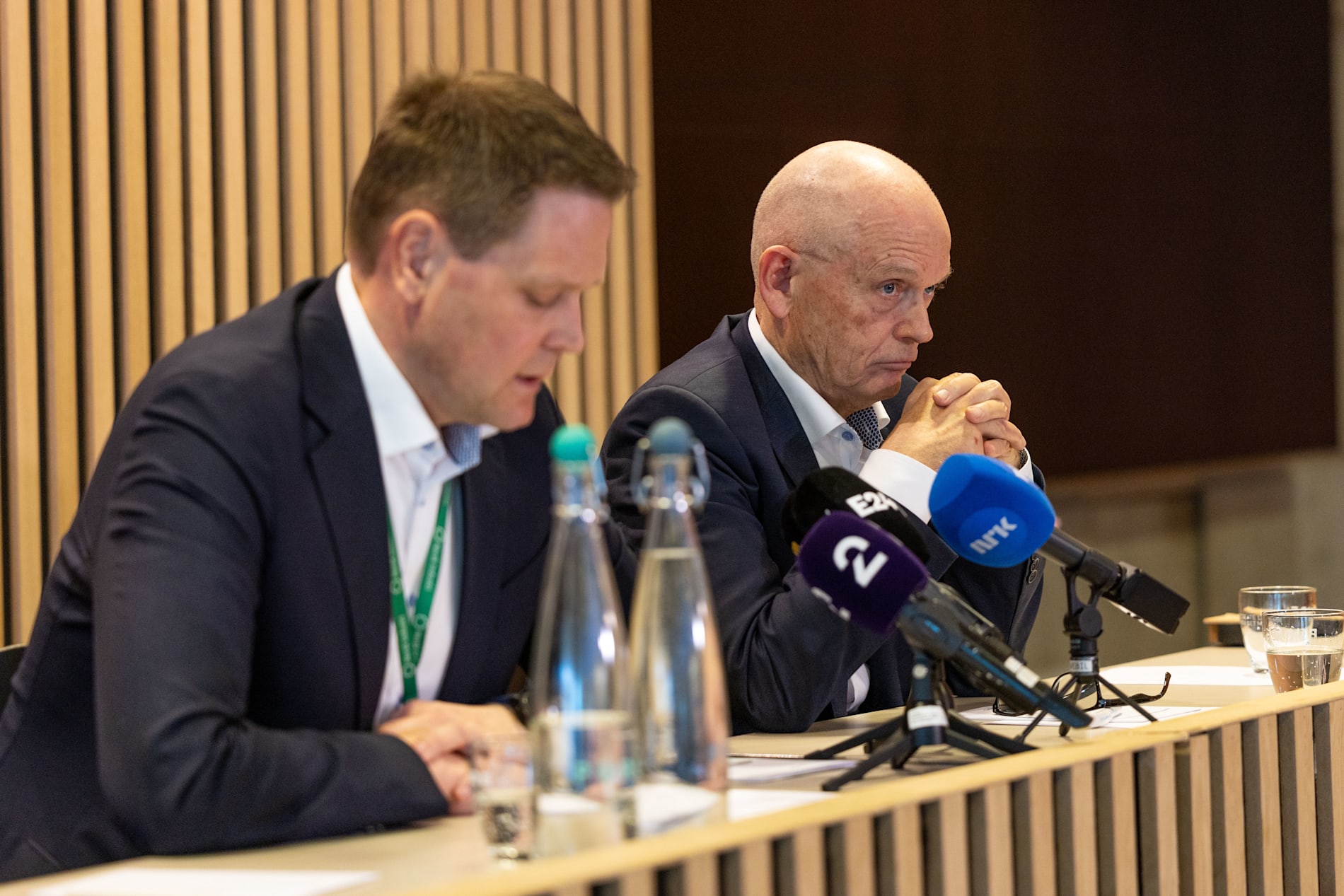 Styreleder i Norsk Industri Ståle Kyllingstad og administrerende direktør i Norsk Industri Harald Solberg holdt pressekonferanse da tiltalen mot Stein Lier-Hansen ble offentlig. 