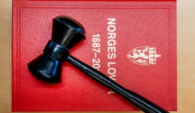 Overgrep, Nyhetsvarsel | Politiker i Møre og Romsdal siktet for overgrep mot barn