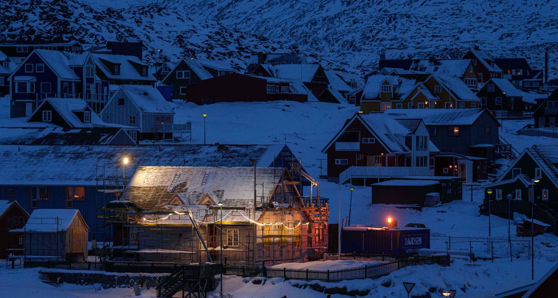 Grønland, Danmark | Danmark sender militære forsterkninger til Grønland