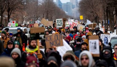 Minneapolis, USA | Titusener i Ice-demonstrasjon i Minneapolis
