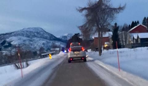 Store materielle skader og Luftambulanse på stedet etter ulykke