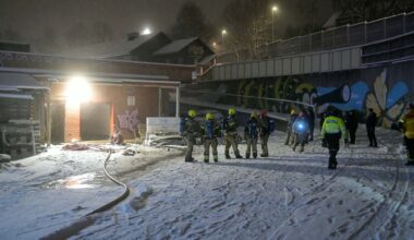 Fjell, Nyheter | Brann i lagerbygg: – Åpne flammer