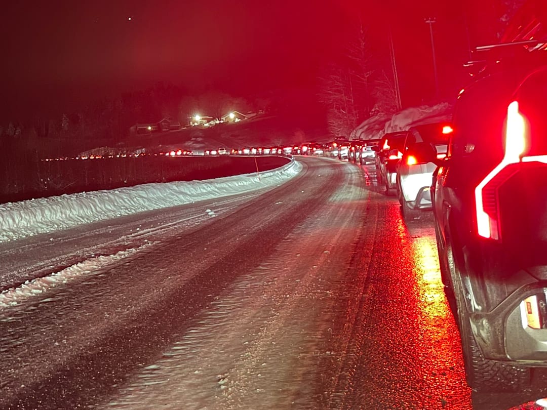 Trafikktrøbbel flere steder på Østlandet og Midt-Norge