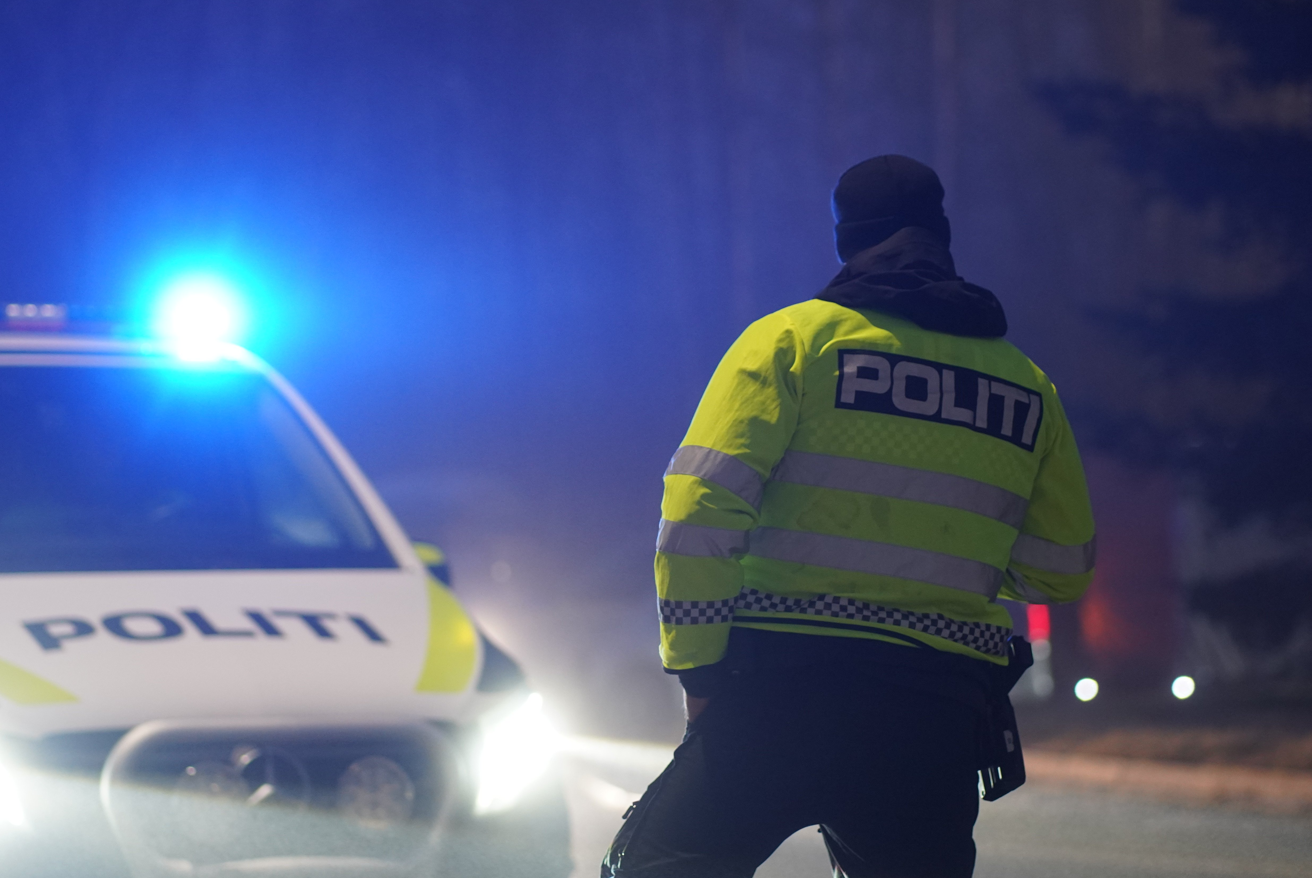 Trafikk, Førerkortbeslag | Mann i 70-åra kjørte varebil i 143 km/t gjennom Biri