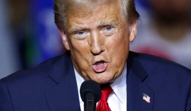 Befinner seg på amerikansk krigsskip