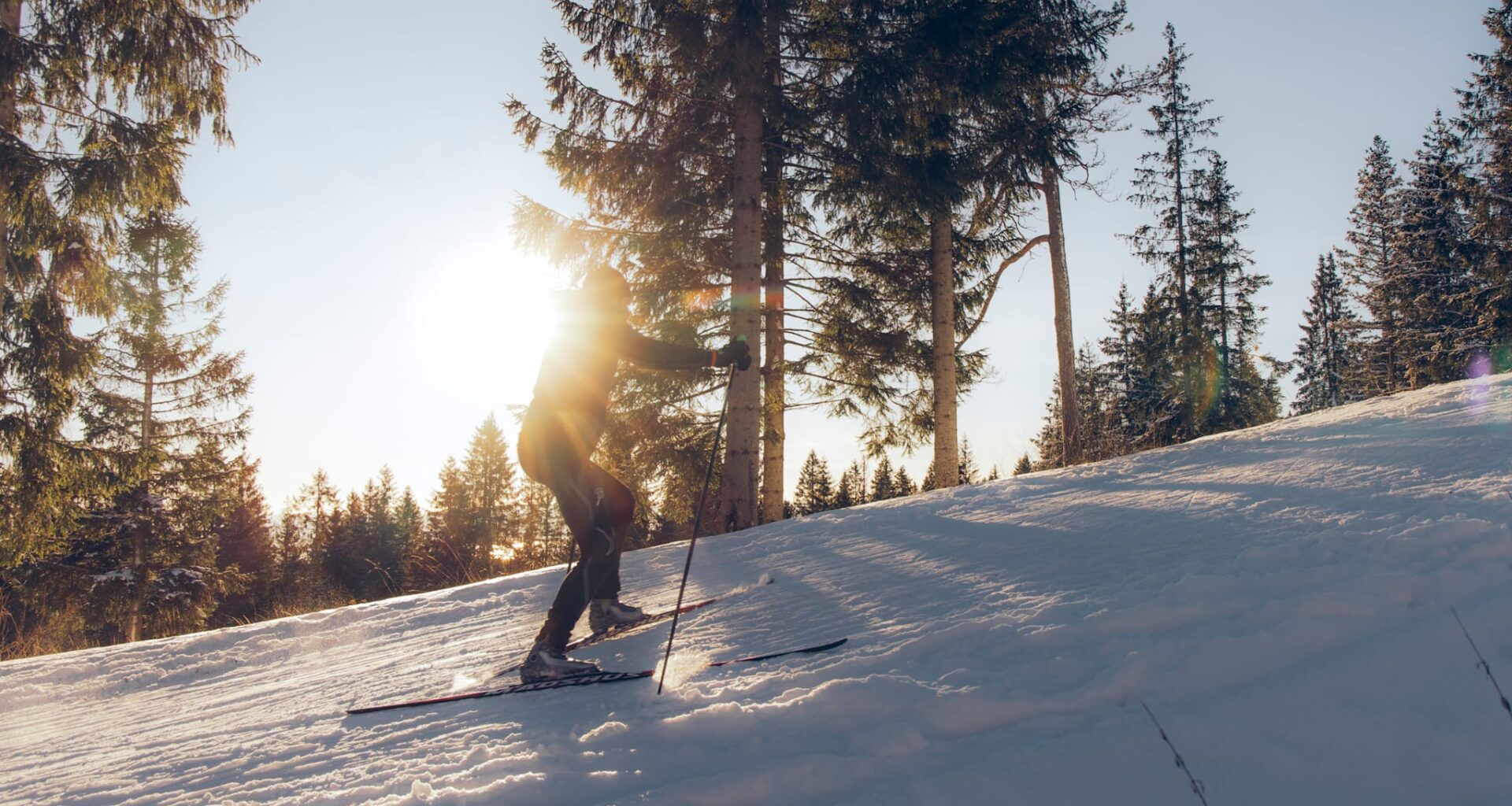 Lørdag var det gode forhold for skitur i Oslo. Det var folksomt i løypene på Frognerseteren, der dette bildet er tatt.