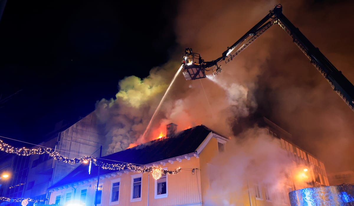(+) Planlegger nye under­søkelser av brann­tomt - fvn.no