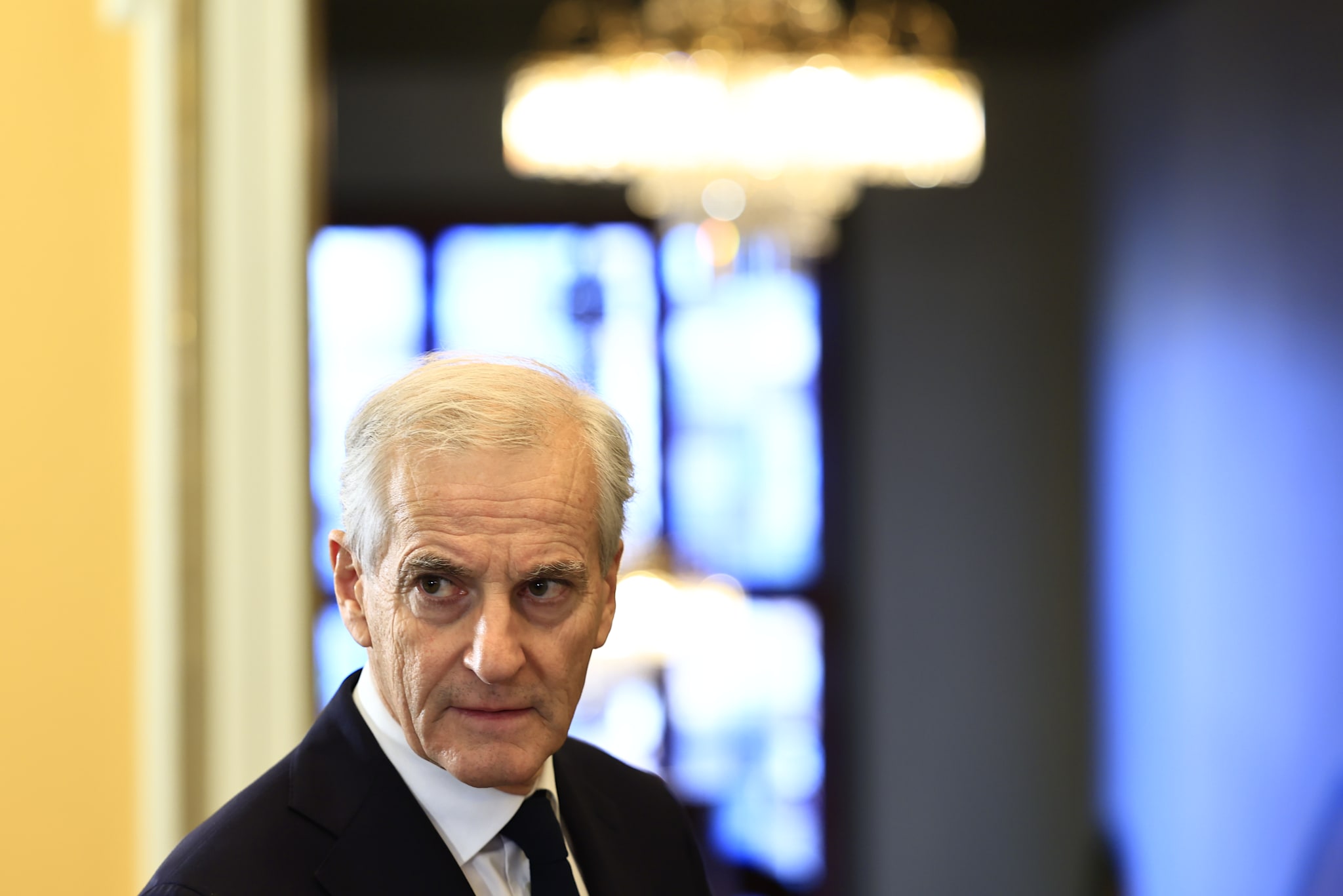 Statsminister Jonas Gahr Støre er i Paris i møte med «koalisjonen av de villige».