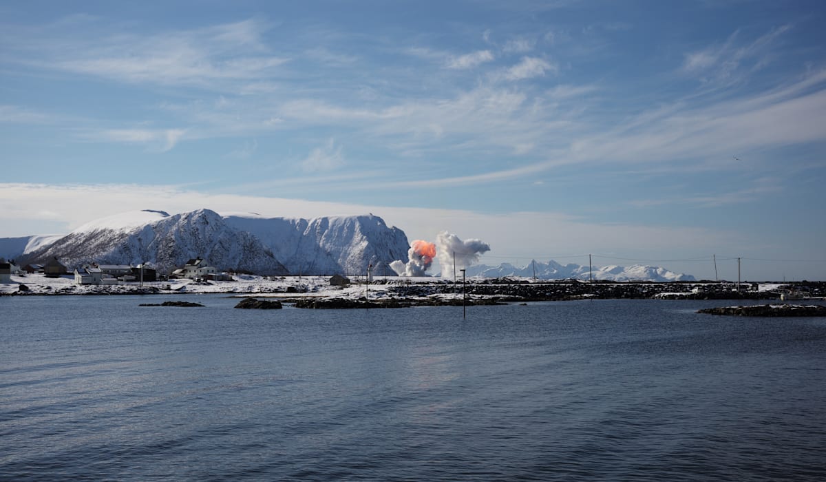 Adjø, farvel, 2025 - vol.no