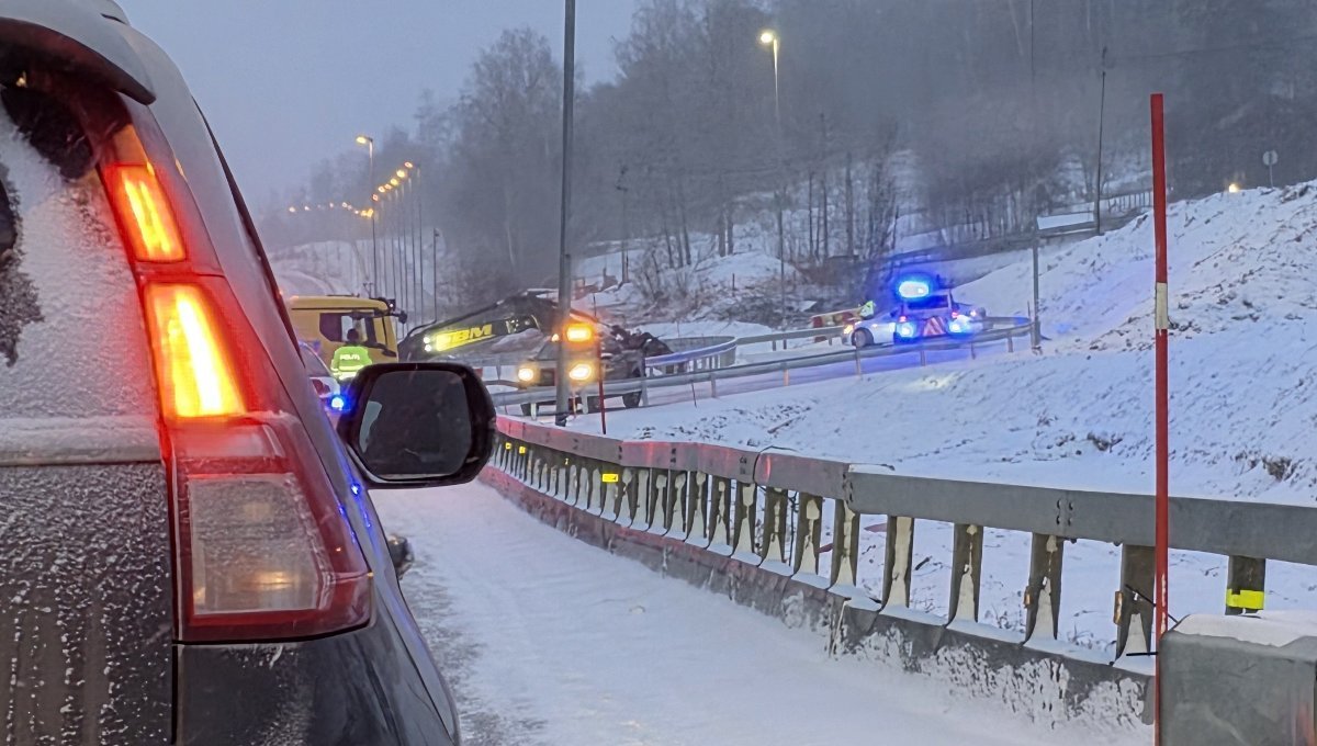 Trafikk, Vær | Trafikkuhell ved Biri - Ringsaker Blad
