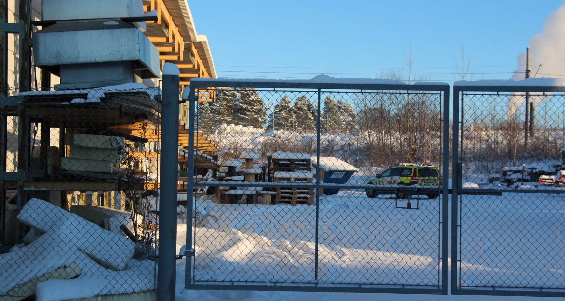 Krim, Tyveri | Kobbertyver tatt på fersk gjerning - Hamar Arbeiderblad