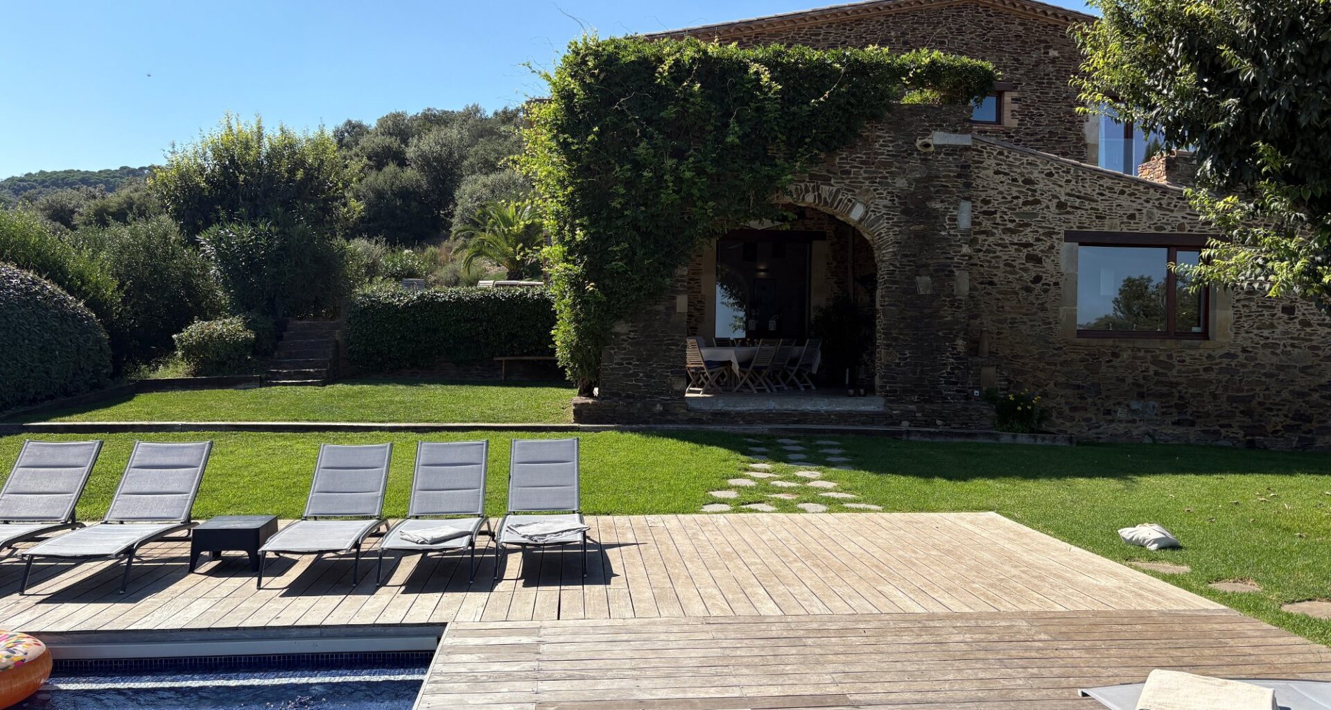 Mesternes Mester, NRK | «Mesternes mester»-huset: Koster nesten 300.000 kroner