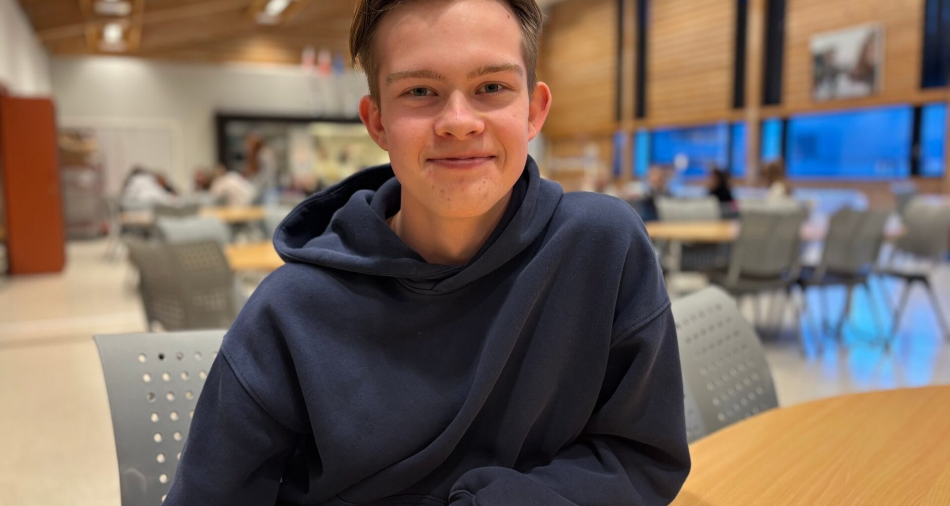 Årdal, Lærdal | Det stod om livet for Kasper (17) – no vil han gje noko att - Sogn Avis