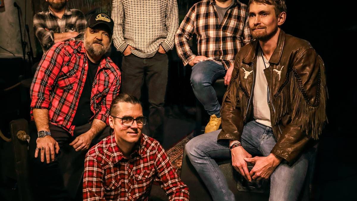 Bandmedlemmer trekker seg og festival avslutter samarbeidet med «KI-bandet» Vestavind – NRK Kultur og underholdning