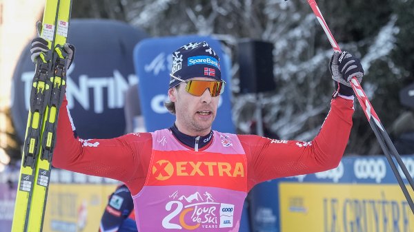 Mattis Stenshagen overbeviste opp monsterbakken på siste Tour de ski-etappe.