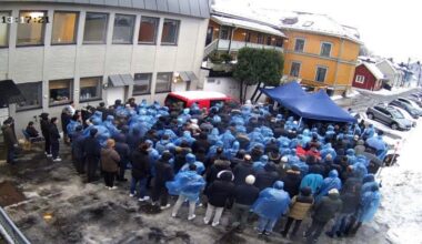 Hundrevis tok farvel med 25-åringen: – Aldri vært så mange som har møtt opp før - Moss Avis