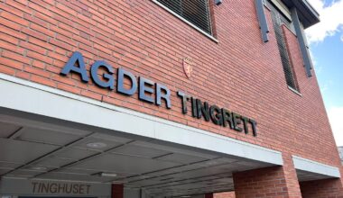 Inngangspartiet til Agder tingrett i Arendal