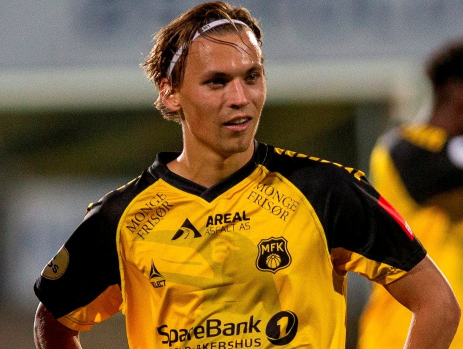 HA erfarer: Svensken klar for HamKam - faren spilte med Zlatan - Hamar Arbeiderblad