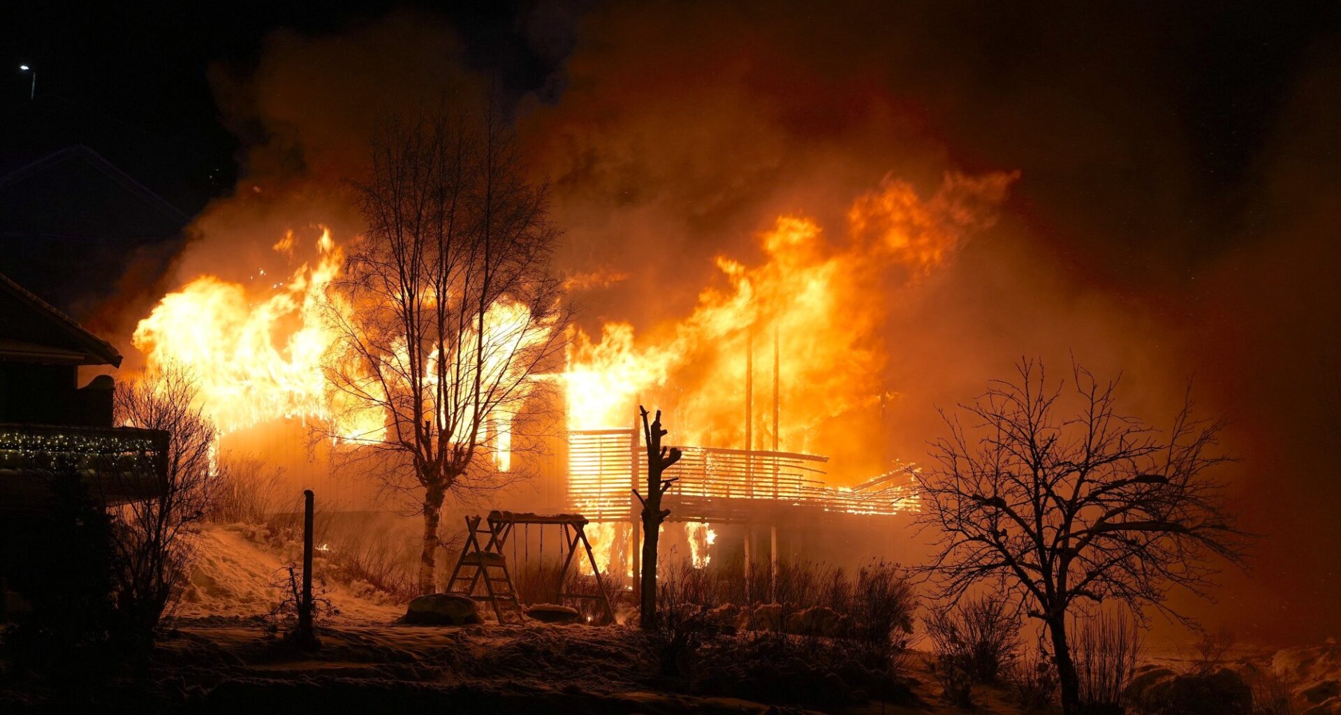 Verdal, Ulykker og hendelser | Enebolig totalskadet i brann