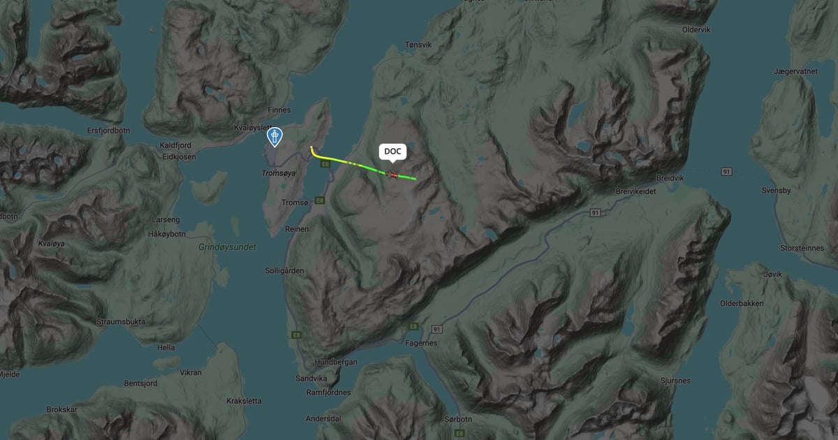 To personer til sykehus med luftambulanse etter frontulykke i Tromsø - TV2.no