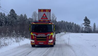 Trafikkulykke, Frontkollisjon | Personbil og varebil har frontkollidert - Glåmdalen