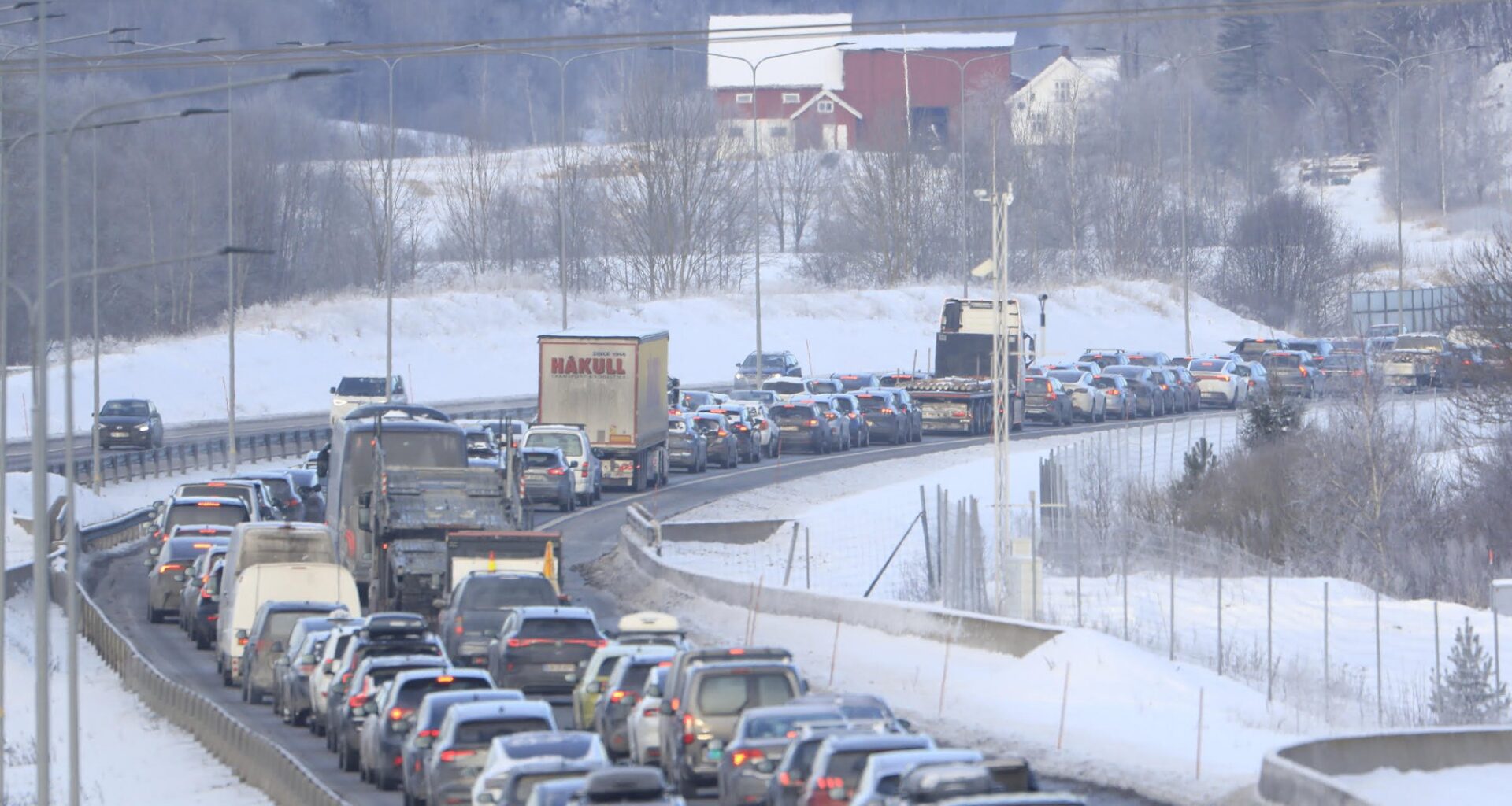 E18, Tønsberg | Flere trafikkulykker på E18 skaper kø
