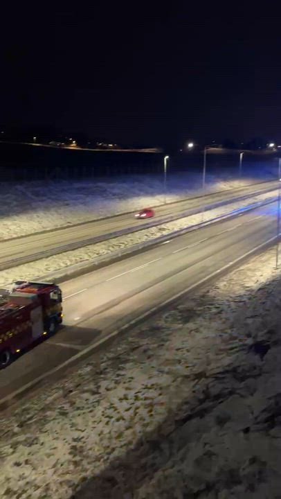 Trafikk, Sande | Store skader etter E18-ulykke