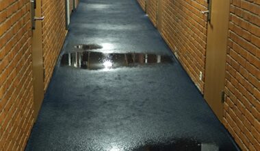 Hærverk på Radisson Blu: – Vatnet har rent nedover alle etasjene og helt ned i kjelleren - Avisa Valdres