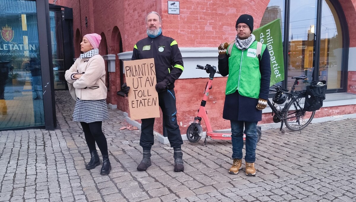 Demonstrerer mot Tolletatens bruk av Palantir