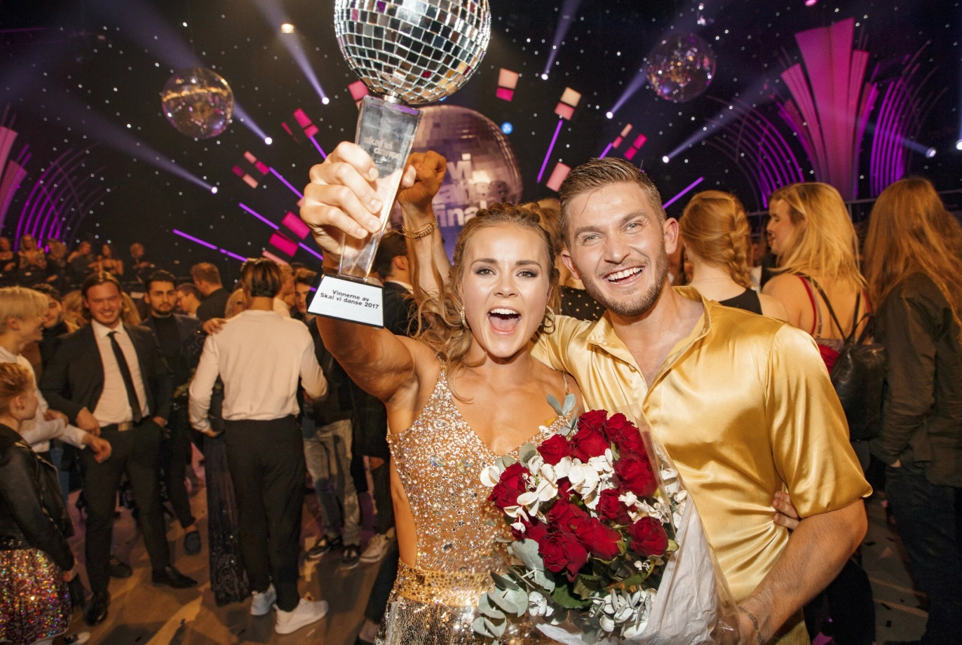 VINNERE: Helene Olafsen og Jørgen Nilsen vant Skal vi danse i 2017, og ble forelsket i hverandre underveis. De har siden giftet seg - og har fått to barn sammen. Foto: Tor Lindseth