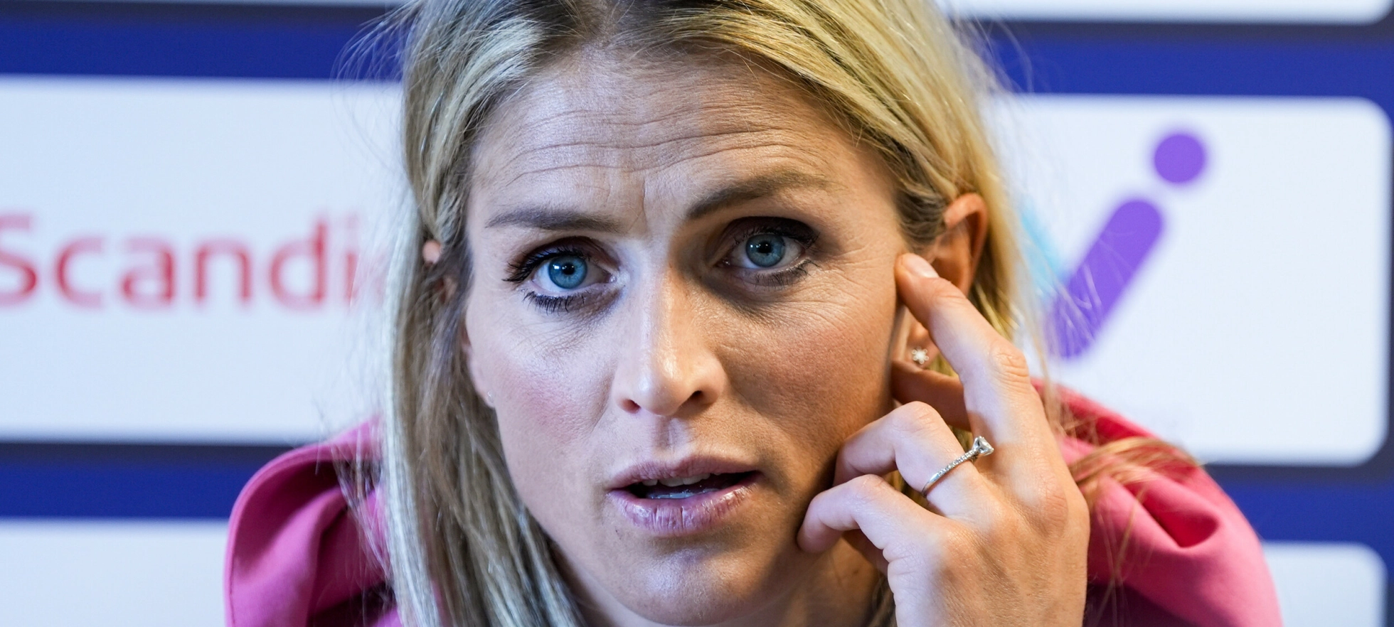 – Jeg satt der med tårer i ansiktet og var dritredd