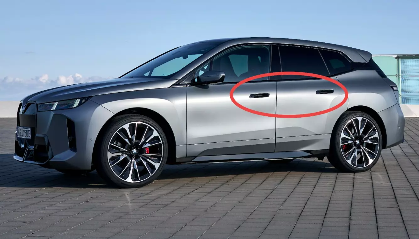 BMW iX har håndtak som du får hånden inni. Denne løsningen vil godkjennes i Kina så sant en mekanisk utløser er på plass.