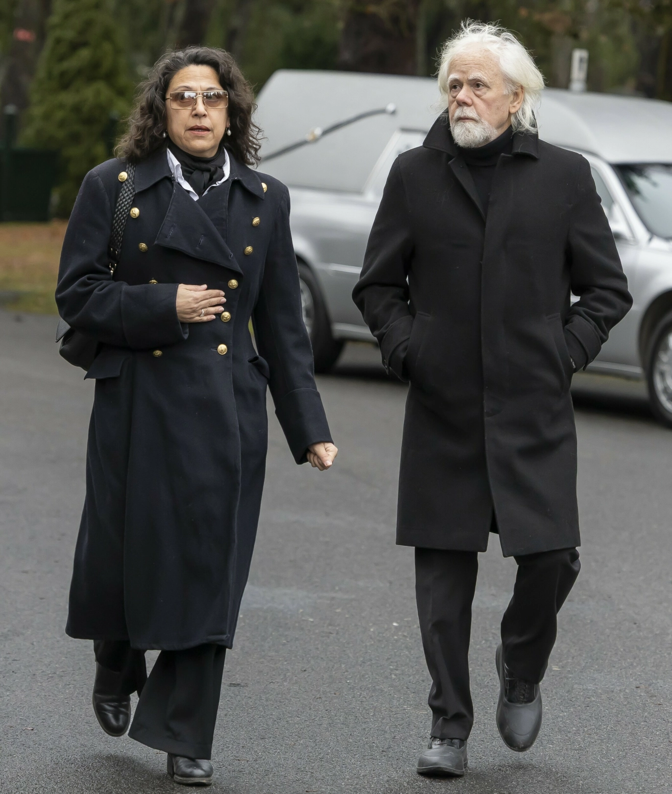 SAMMEN I SORGEN: NRKs kanalvert Yasmin Syed (59) kom sammen med eks-kjæresten Viggo Lund. – Jeg har kjent Dag fra gammelt av, og Viggo var en god venn av ham, forteller hun.