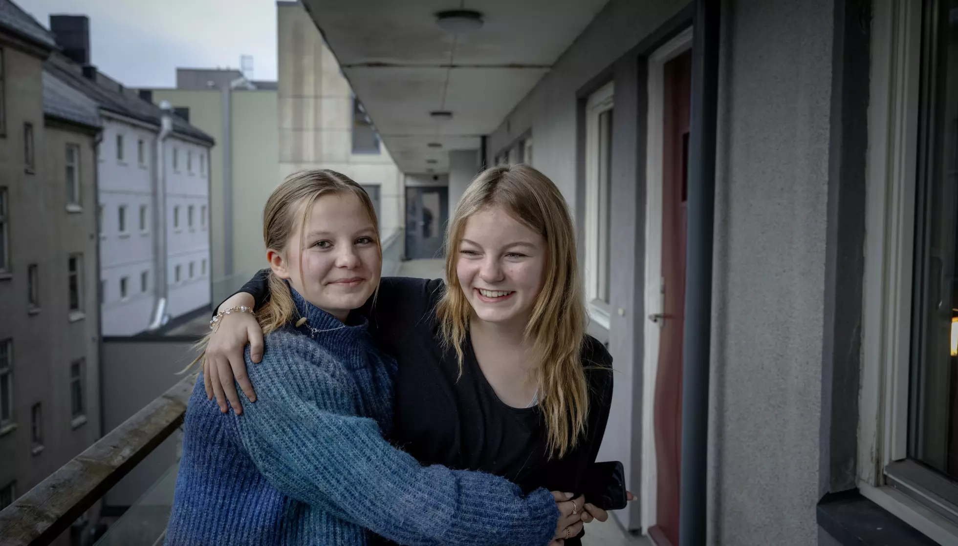 SØSTRE: Det var bare et og halvt år mellom Adelén og Emine. Foto: Nina Hansen / Dagbladet