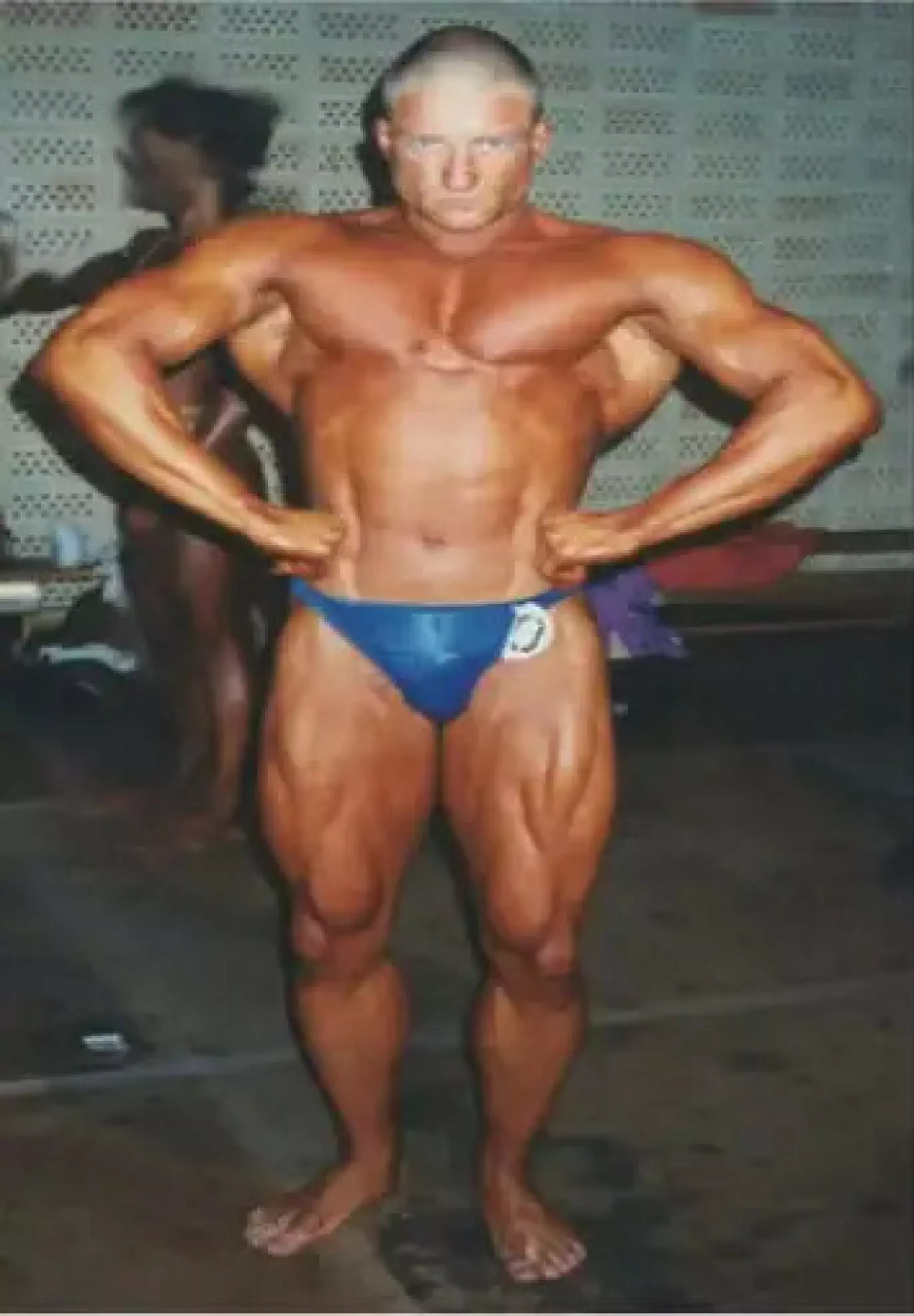 FØR: Kenneth Ekholm fotografert den gang han konkurrerte i bodybuilding. Foto: Privat