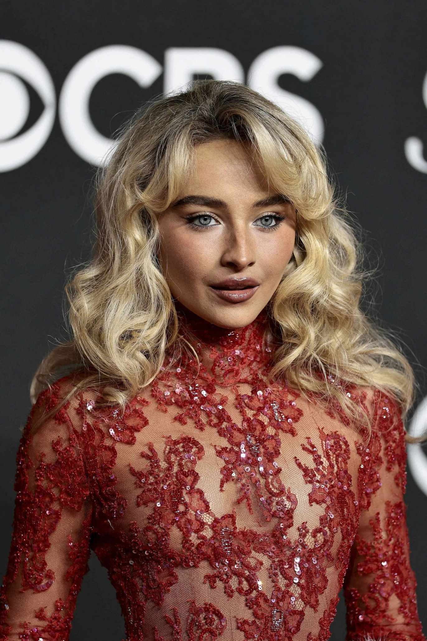STILIKON: Den amerikanske artisten
Sabrina Carpenter i blonder under
MTV Video Music Awards i fjor. FOTO: NTB