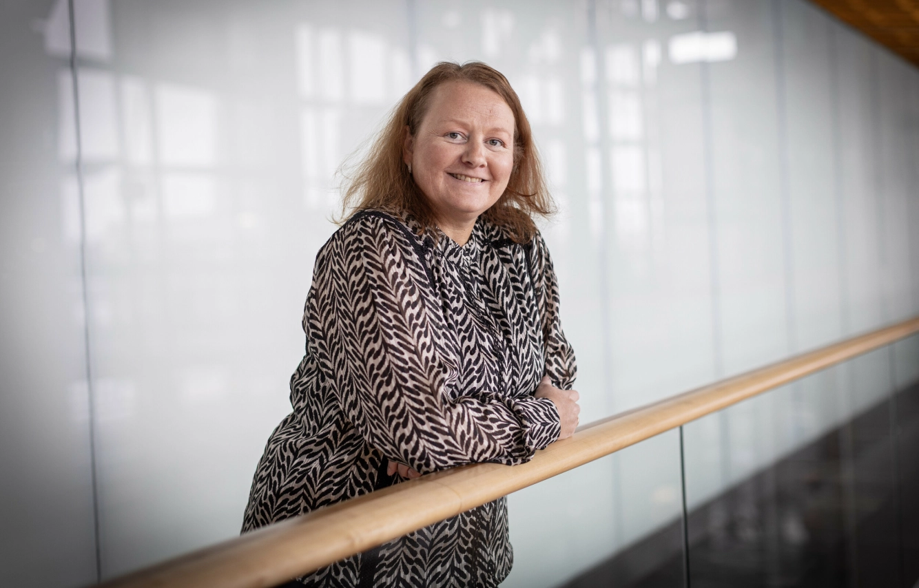MILEPÆL: Synnøve håper hun opplever å bli 50 år, for da skal hun ha en stor fest. Foto: Ida Bergersen