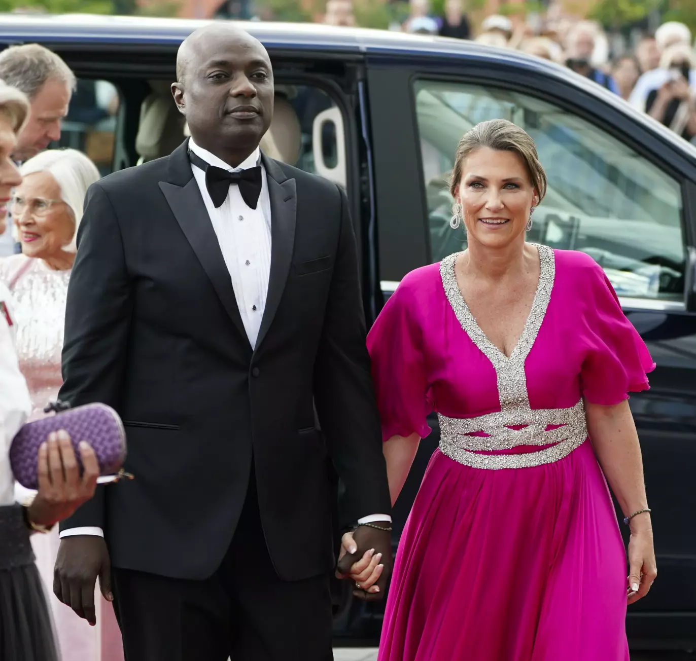ÅPENHJERTIG: Durek Verrett og prinsesse Märtha Louise deler åpent om deres vennskap med skuespiller James Van Der Beek. Her avbildet under regjeringens festarrangement i forbindelse med prinsesse Ingrid Alexandras myndighetsdag i 2022. Foto: Lise Åserud / NTB
