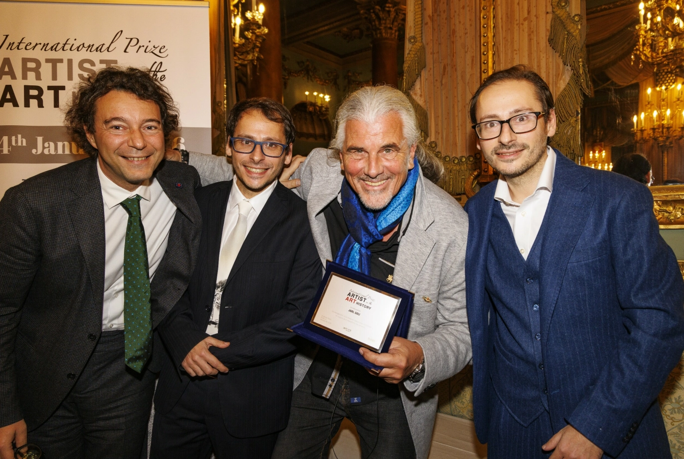 Jarl Goli mottar kunstpris i Firenze av SANDRO SERRADIFALCO - FRANCESCO SAVERIO RUSSO - SALVATORE RUSSO