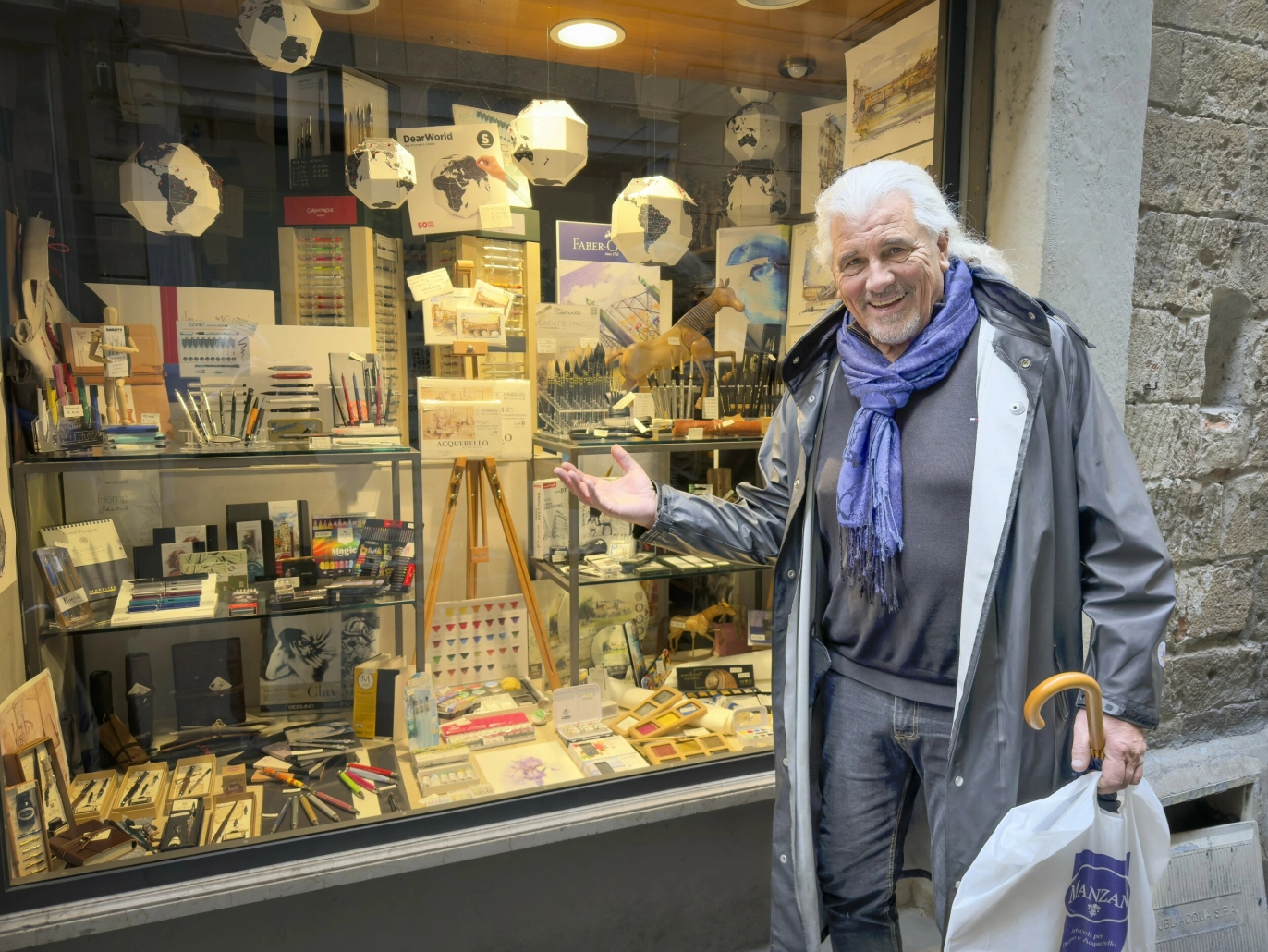 I FIRENZE: Jarl i Italia for å motta en kunstnerpris.