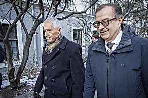 Jaglands advokat beklager kontakt med iNyheter